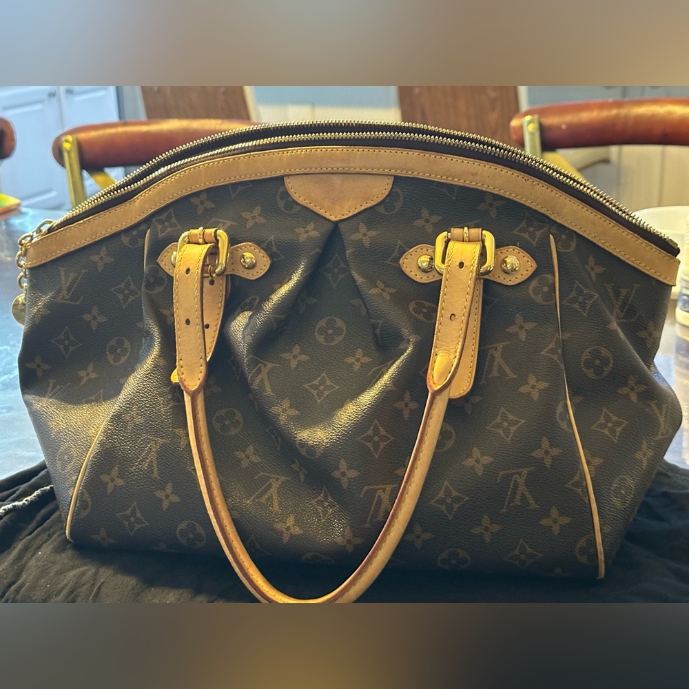 Louis Vuitton Tivoli large Handbag